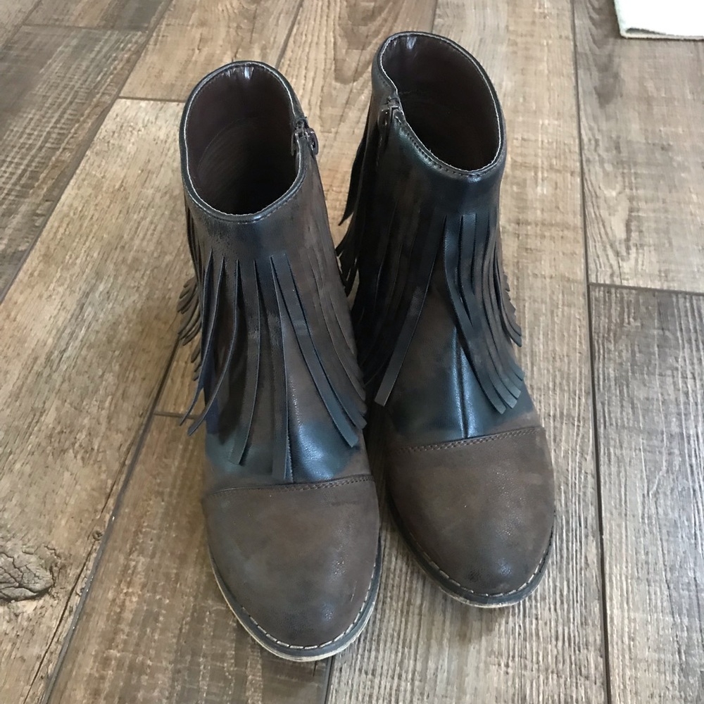 Breckelles fringe booties boho festival hippie‎